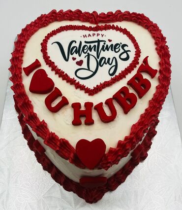 Beautiful fondant rose cake design